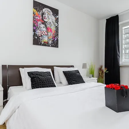 Lumina 3 Bedroom Park Szczęśliwicki *