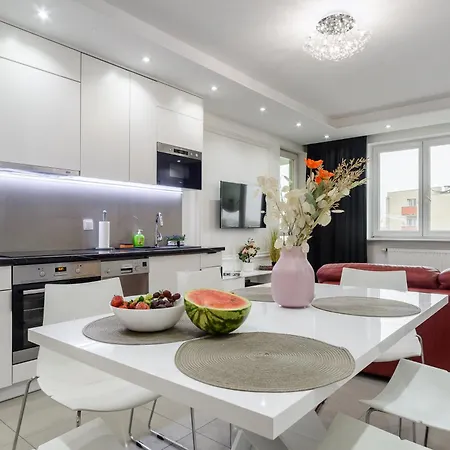 Lumina I 3 Bedroom With Parking I Balcony I Zachodnia * Warszawa